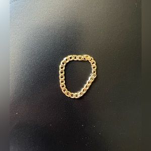14k yellow gold chain ring. Size 6